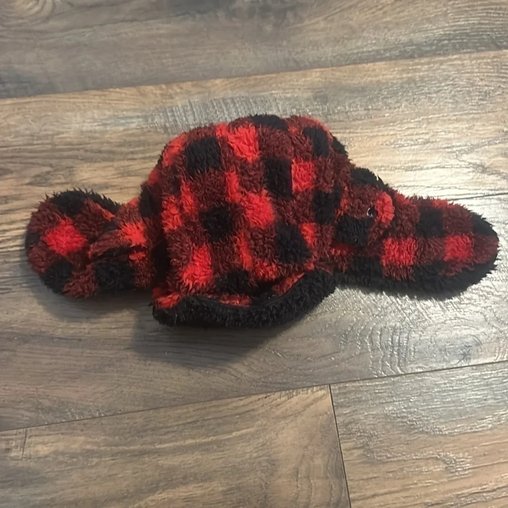 NWOT Kids Plaid Sherpa Trapper Hat size small